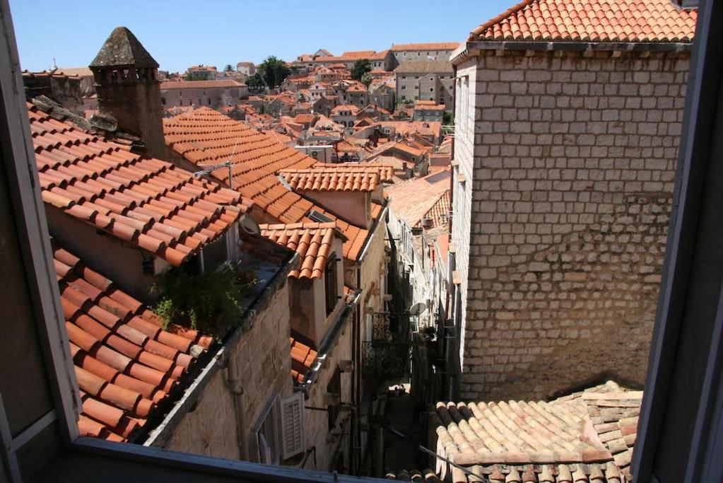 Appartamento 1-Bdrm With Terrace In The Old Town Ragusa Esterno foto